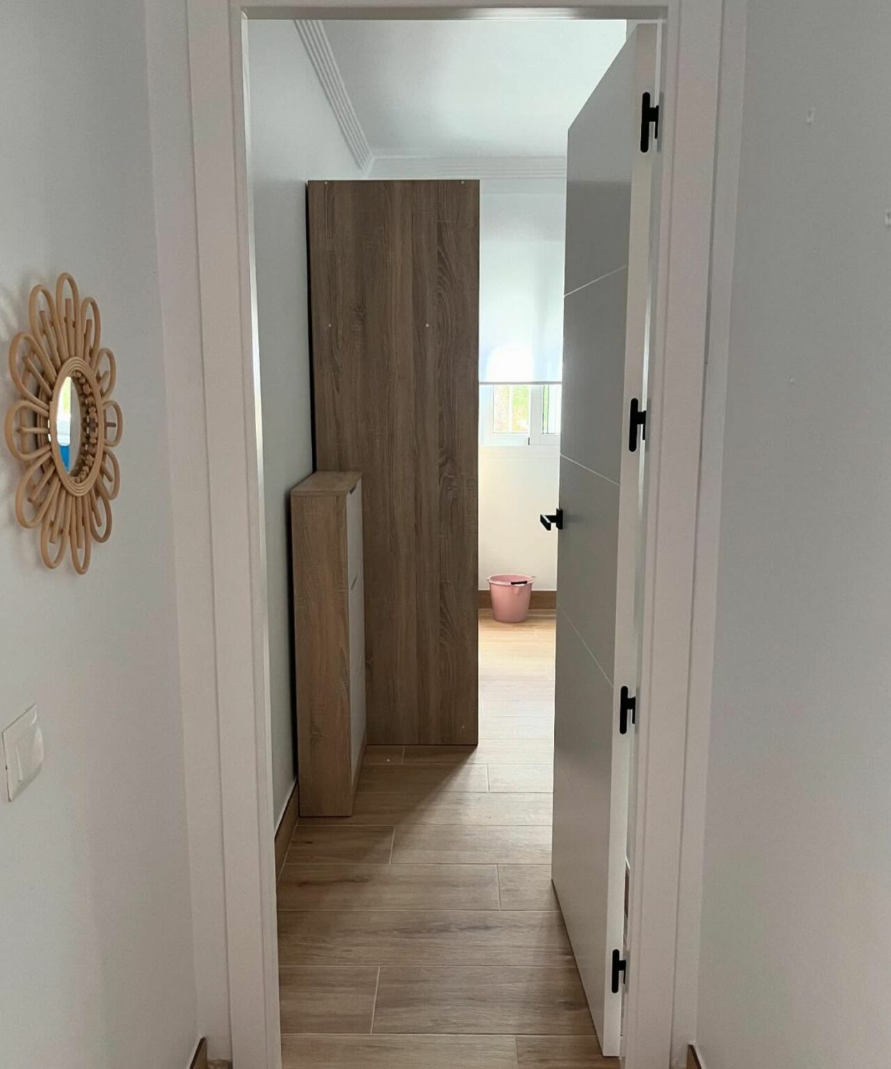Puerta interior blanca